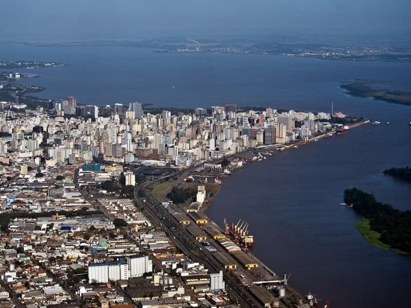 Indo para Porto Alegre, Brasil (POA)